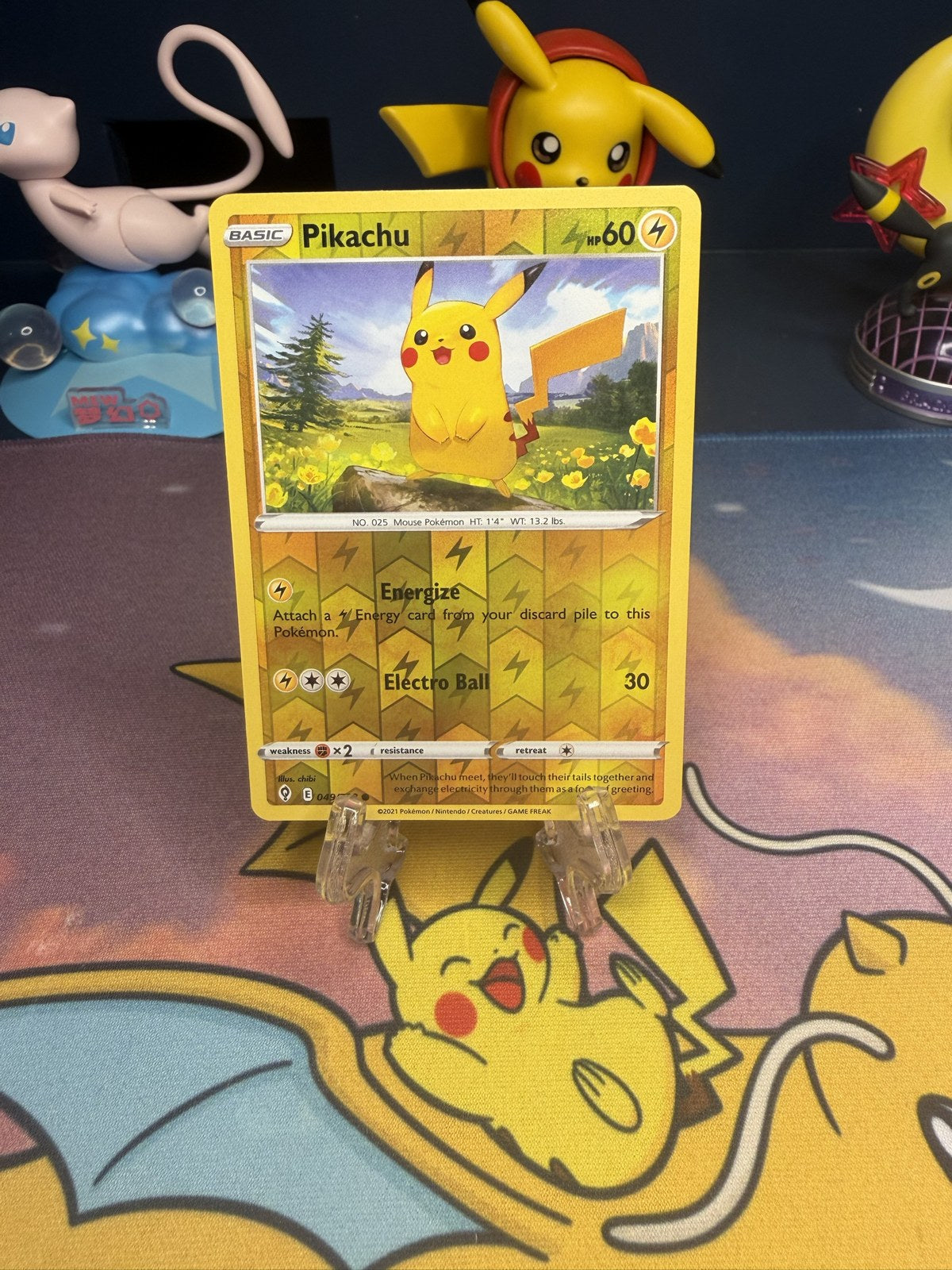 Pikachu 049/203 Evolving Skies Reverse Holo Pokémon card - front, Near Mint - Crown Cards PK